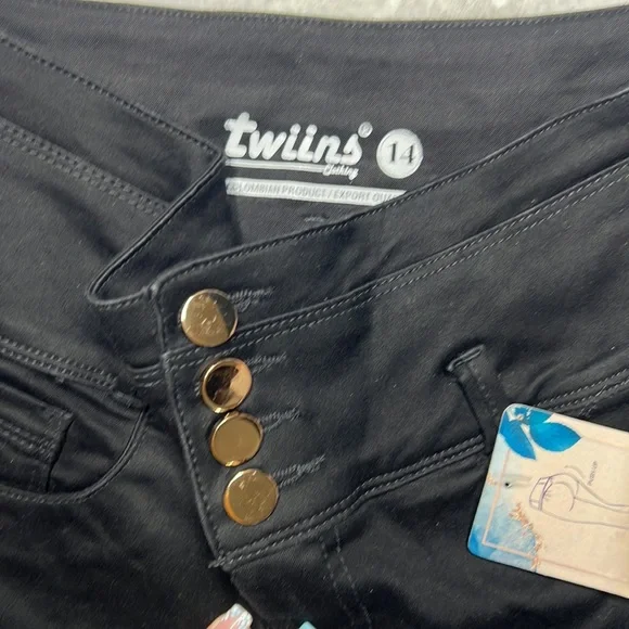 B’violet Jeans